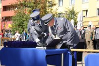 Nadanie sztandaru Komendzie Miejskiej Policji w Tychach