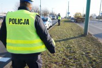 policjanci prowadzą lustrację tyskich dróg