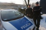 Policjanci „przyłapani” na pomaganiu