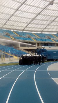 Tyscy policjanci ćwiczyli na Stadionie Śląskim