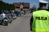 Policjanci na paradzie motocyklistów w Tychach