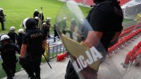 Tyscy policjanci ćwiczyli na Stadionie Miejskim