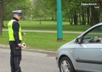 POLICJANCI KONTROLUJĄ TRZEŹWOŚĆ KIERUJĄCYCH