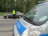 POLICJANCI KONTROLUJĄ TRZEŹWOŚĆ KIERUJĄCYCH