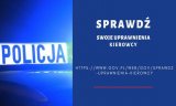 z lewej strony napis Policja na radiowozie, po lewej stronie napis sprawdź swoje uprawnienia kierowcy https://www.gov.pl/web/gov/sprawdz-uprawnienia-kierowcy