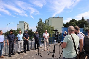 Na zdjęciu uczestnicy konferencji prasowej.