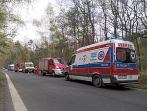 Na zdjęciu pojazdy Straży Pożarnej, Pogotowia i Policji