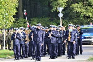 Na zdjęciu policjanci z orkiestry Komendy Wojewódzkiej Policji w Katowicach.