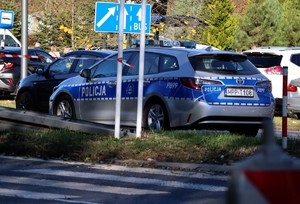 Na zdjęciu oznakowany radiowóz Policji