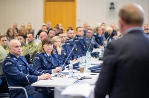 Uczestnicy konferencji w MSWiA