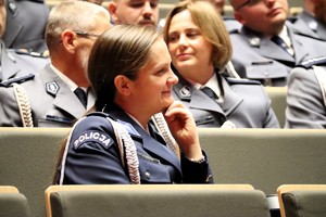Na zdjęciu umundurowana policjantka podczas obchodów Święta Policji w Tychach