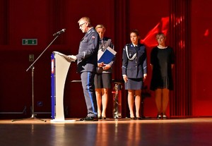 Na zdjęciu umundurowani policjanci podczas obchodów Święta Policji w Tychach