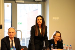 Kolorowe zdjęcie zdjęcie zastępc Prokuratora Rejonowego w Tychach.